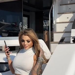 Model - SweetBunny bdsm