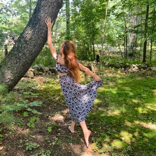 Model - leverageurassets redhead