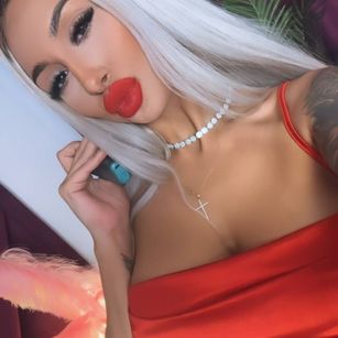 Model - GoldenAmber teen