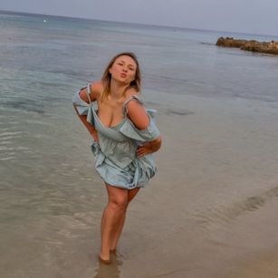 Model - Sally bigass