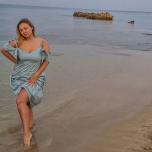 Model - Sally bigass