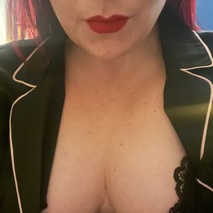 Model - Scarlett Jones SPH