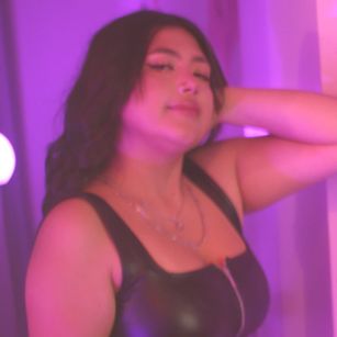 Model - Blue Moon dirty