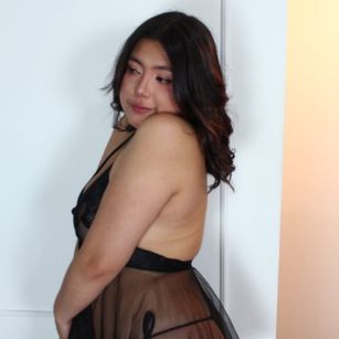 Model - Blue Moon latina