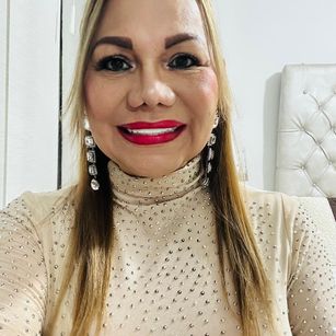 Model - RoxiTuConfidente COLOMBIAN