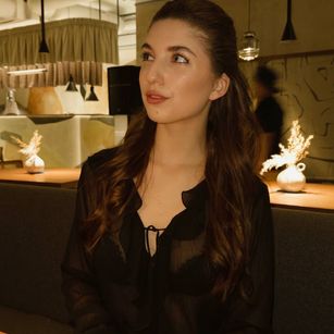 Model - CassieCaprice 18