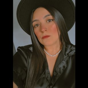 Model - Queen Kat dirtytalk