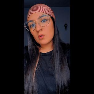 Model - Queen Kat latina