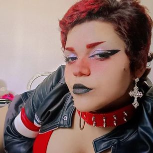 Model - Nairy_Red redhead