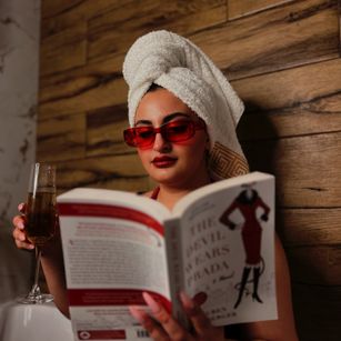 Model - KamilaSweet dildo