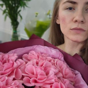 Model - ZlataFitGoddess hairy