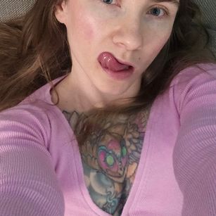 Model - ZlataFitGoddess footfetish