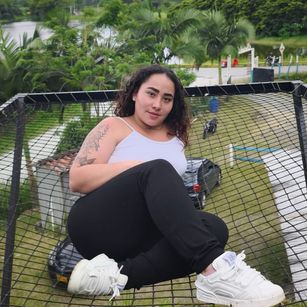 Model - Ayla_martinez squirt