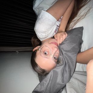 Model - Elis smalltits