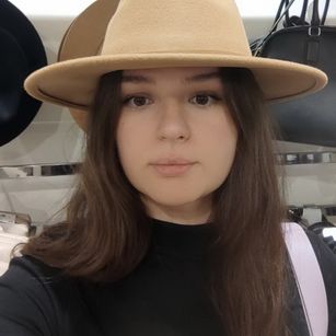 Model - EnchantingLuna sexy