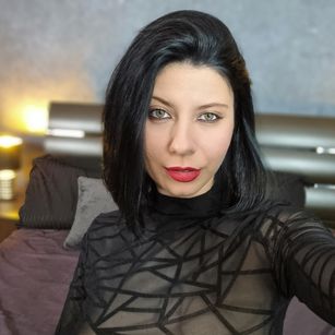 Model - MariaMendez Pegging