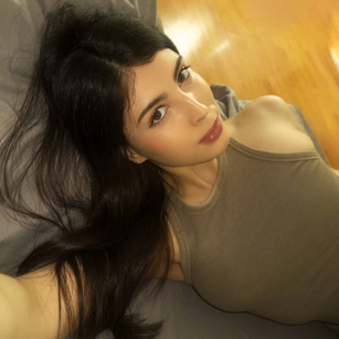 Model - Rosie Darling