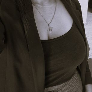 Model - ZinniaAza bigtits