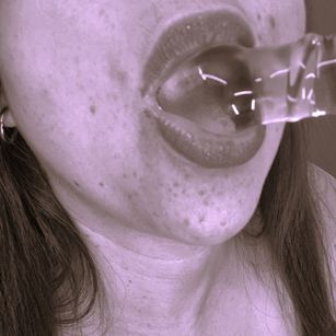 Model - ZinniaAza mistress