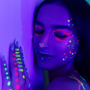 Model - Laura Ferreira Bigass