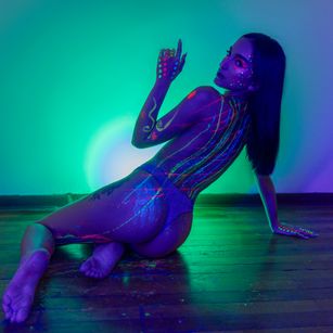 Model - Laura Ferreira Smalltits