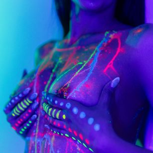 Model - Laura Ferreira Cei