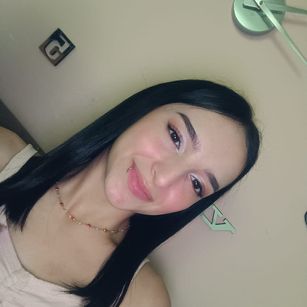 Model - Laura Ferreira Cei