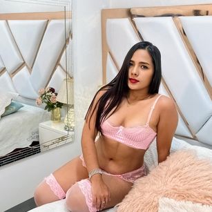 Model - AnaRuss deepthroat