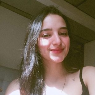 Model - Laura Ferreira Bigass