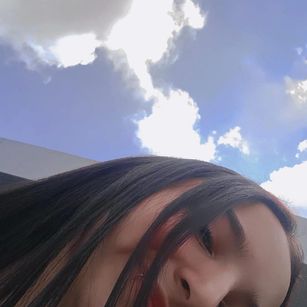 Model - Laura Ferreira Joi