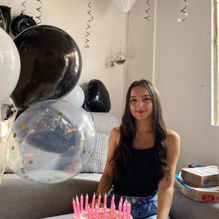 Model - Laura Ferreira Joi