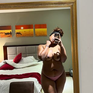 Model - Candice bigboobs