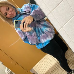 Model - GoodGirlCali  creamy