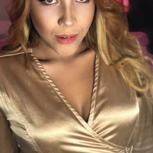 Model - JadeLuxeLife fastresponse