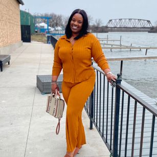 Model - LaurenBriggs USA blowjob