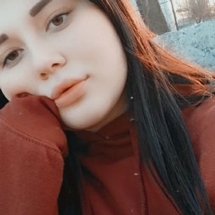 Model - Karina deepthroat