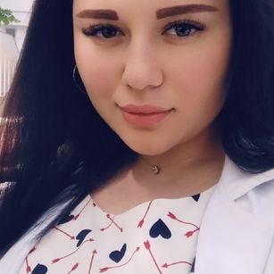 Model - Karina heels