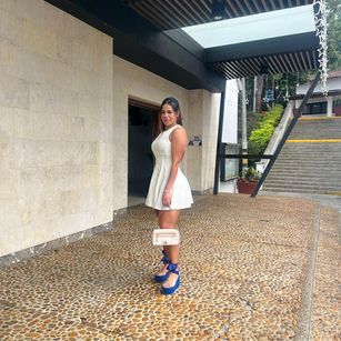 Model - Savanna Benedetti squirt