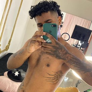 Model - Cheeto tatoos