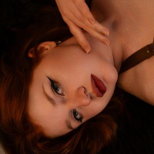 Model - Emma redhair