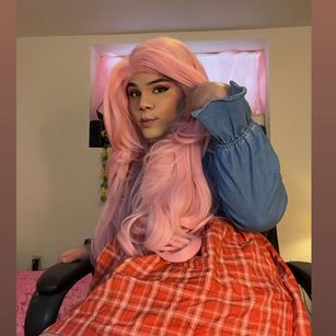 Model - violetta arrieta bigcock