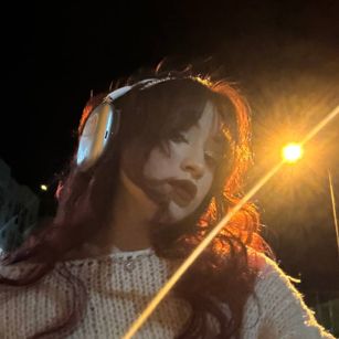 Model - Karoline joi