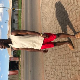 Model - MikellaJean Cum