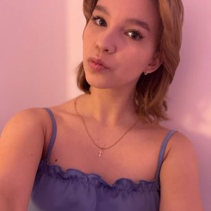 Model - Anna_Elfie teen