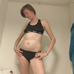 Model - LaurieAmber nude