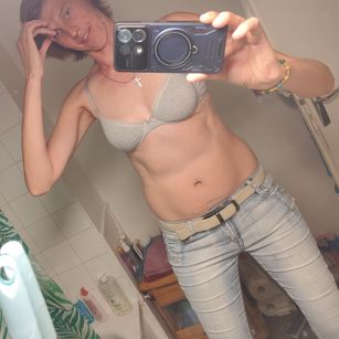 Model - LaurieAmber dirtytalk