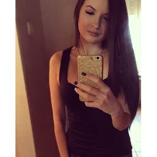 Model - Sweet Yulia striptease