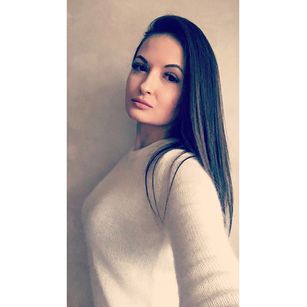 Model - Sweet Yulia sexy