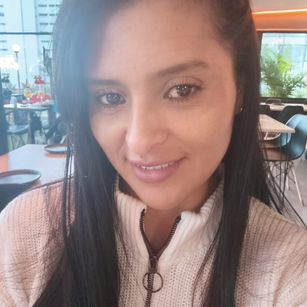 Model - LuliPretty Playful