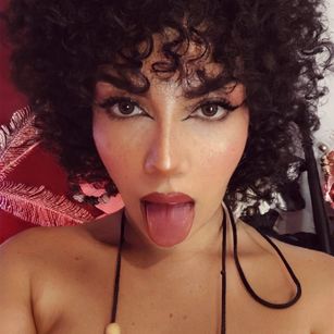 Model - Chama369vc dirty